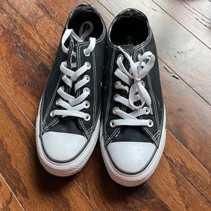 Converse all star low tops